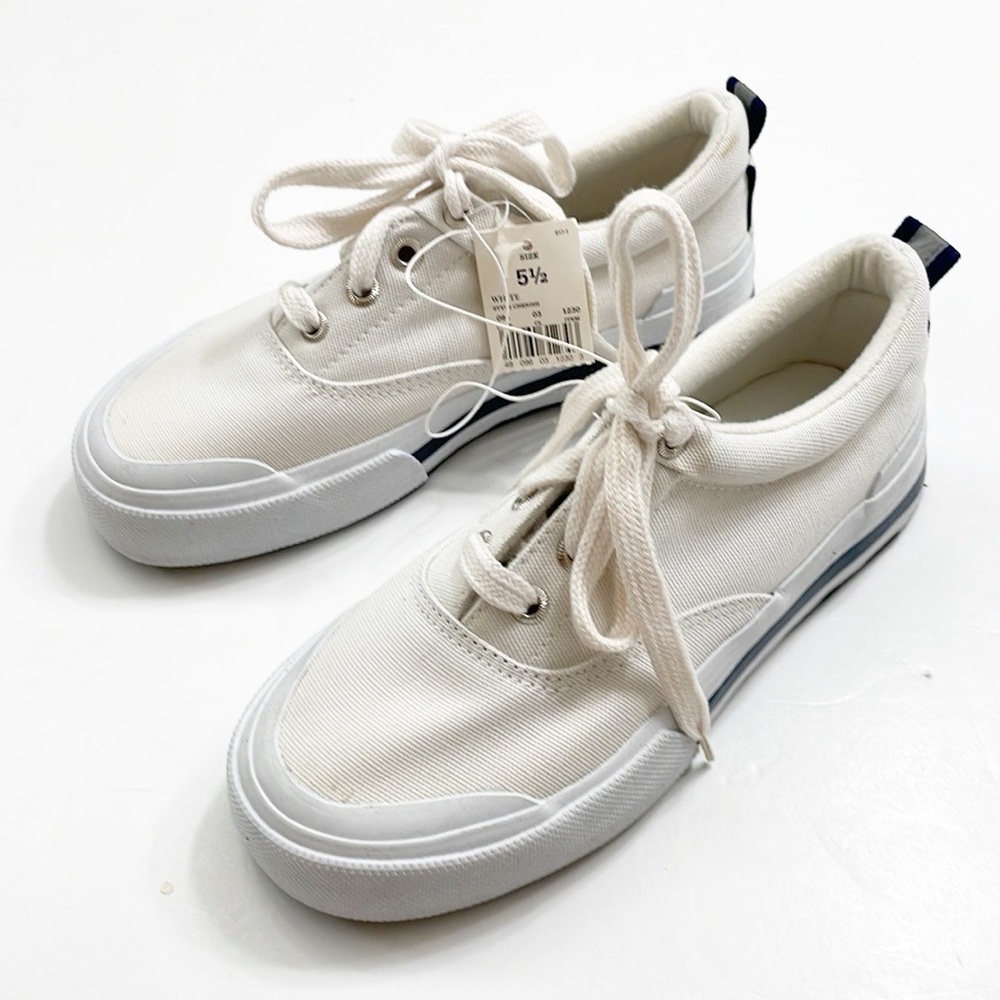 NEW Cherokee Cherish white sneakers